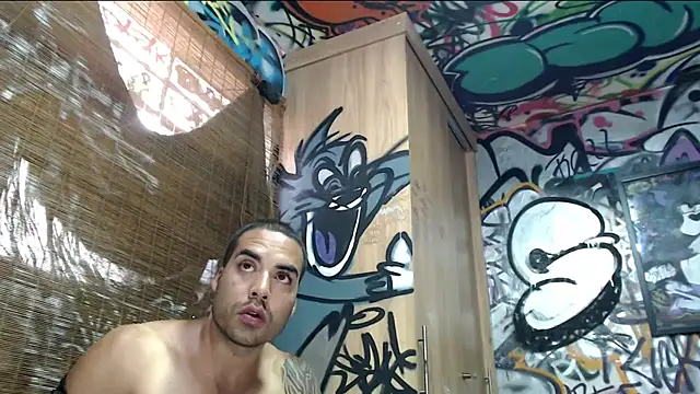 Snapshot of Justin_Frank chatting on 07-08-26, 09:48 Justin Frank online show from 07-08-26, 09:48