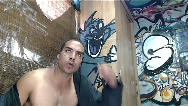 Snapshot of Justin_Frank chatting on 06-22-26, 03:31 Justin Frank online show from 06-22-26, 03:31