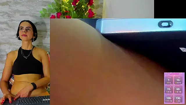 Amelia Myers online show from 12-04-25, 10:53