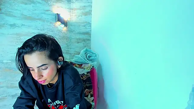 Amelia Myers online show from 12-18-25, 11:41