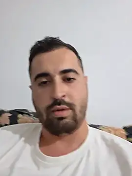 Snapshot of Antonio123499 chatting on 05-23-26, 01:26 Antonio123499 online show from 05-23-26, 01:26