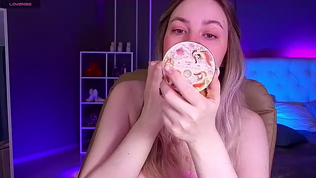 elinanortas online show from 09-23-25, 01:12