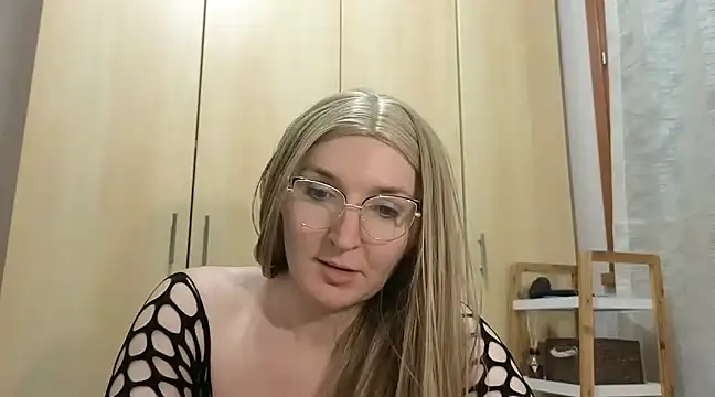Snapshot of vanda26hot chatting on 02-27-25, 08:31 vanda26hot online show from 02-27-25, 08:31