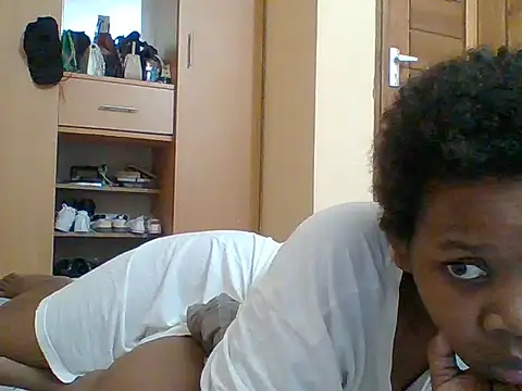 sweetshilahh online show from 10-22-25, 01:05