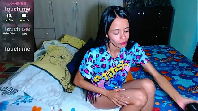 Mia sexy18  online show from 11-26-25, 02:00