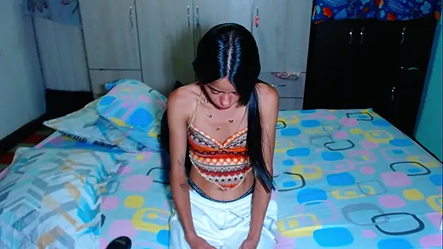 Mia sexy18  online show from 01-15-26, 02:59