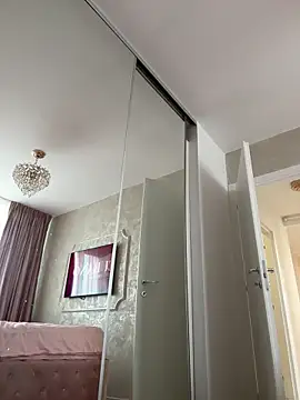 AshleySinn online show from 03-12-26, 09:02