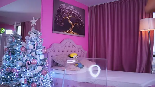 Snapshot of AshleySinn chatting on 12-22-25, 11:21 AshleySinn online show from 12-22-25, 11:21