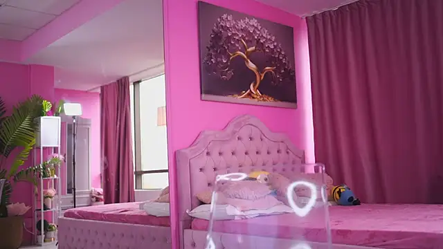 Snapshot of AshleySinn chatting on 11-08-25, 11:14 AshleySinn online show from 11-08-25, 11:14