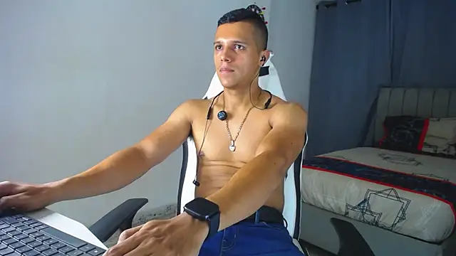 DavidAngell7 online show from 10-01-25, 04:17