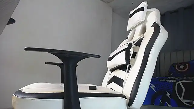 DavidAngell7 online show from 09-15-25, 06:58