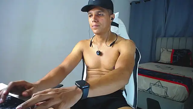 DavidAngell7 online show from 10-04-25, 04:58