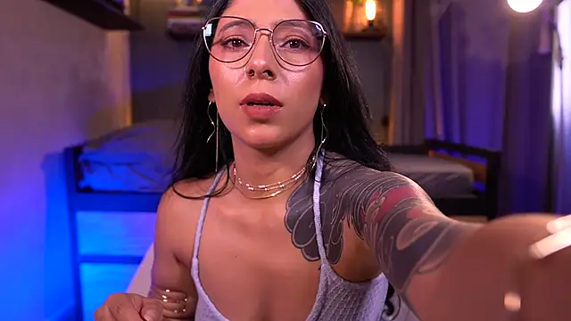 camila3   online show from 11-22-25, 08:40