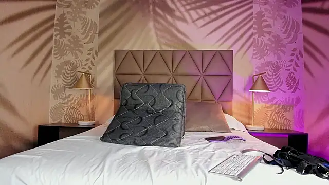 Scarleett 22 online show from 01-13-26, 08:02