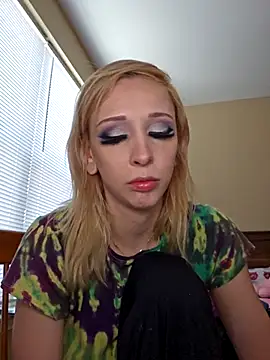 AmethystFoxx online show from 03-19-26, 05:35