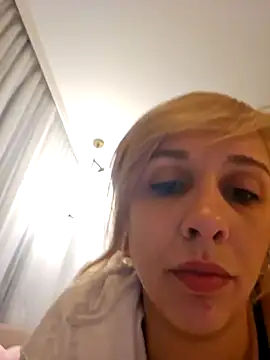 AmethystFoxx online show from 02-28-26, 06:35