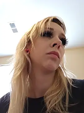 AmethystFoxx online show from 07-09-26, 03:22