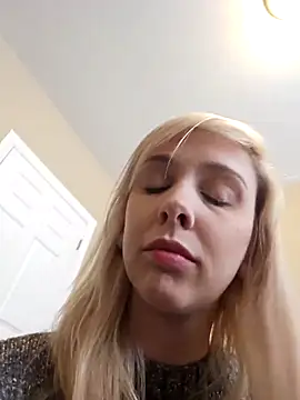 AmethystFoxx online show from 01-15-26, 06:11