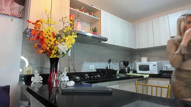 ashleymilf 1 online show from 11-08-25, 03:04