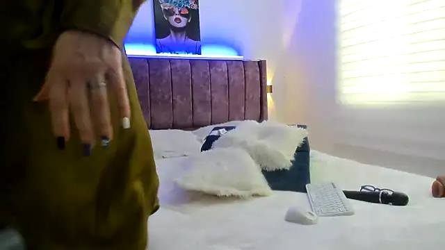 ashleymilf 1 online show from 07-09-26, 03:55