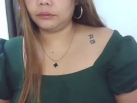 wild amber25 online show from 01-13-26, 06:45