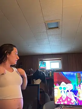 Mini And The Bear online show from 03-01-26, 05:46