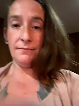 Mini And The Bear online show from 05-30-26, 03:39