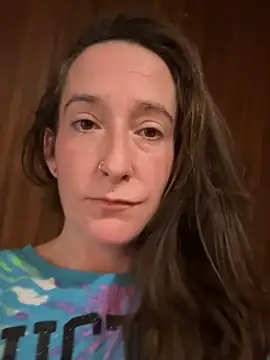 Mini And The Bear online show from 02-13-26, 07:03