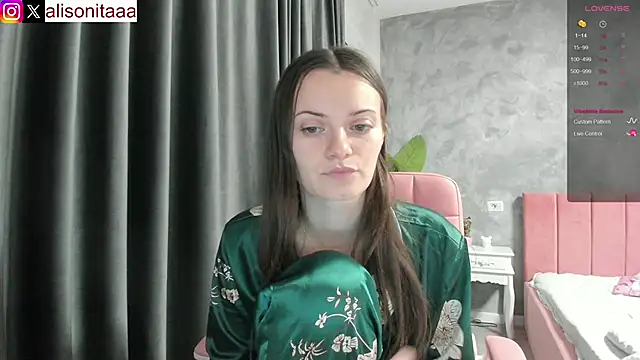 Snapshot of daddysgirl2222 chatting on 03-12-25, 11:33 daddysgirl2222 online show from 03-12-25, 11:33