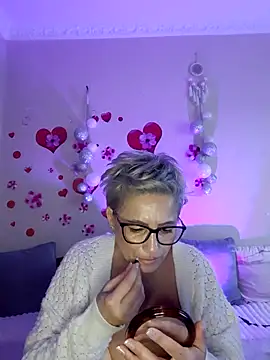 BellaBellaHot online show from 11-04-25, 10:08