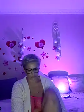 BellaBellaHot online show from 11-07-25, 02:10