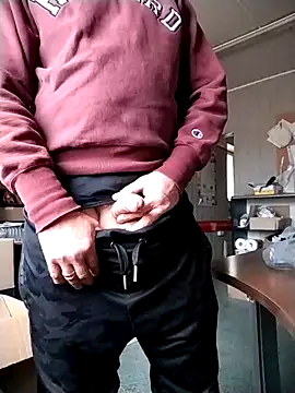 Snapshot of wilkalfa chatting on 10-30-25, 07:17 wilkalfa online show from 10-30-25, 07:17