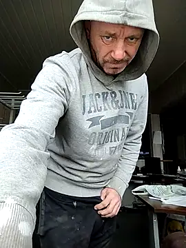 Snapshot of wilkalfa chatting on 02-13-26, 11:21 wilkalfa online show from 02-13-26, 11:21