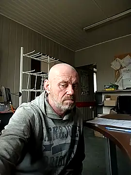 Snapshot of wilkalfa chatting on 04-03-26, 10:22 wilkalfa online show from 04-03-26, 10:22