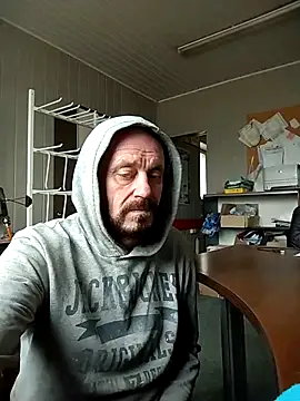 Snapshot of wilkalfa chatting on 03-12-26, 08:29 wilkalfa online show from 03-12-26, 08:29