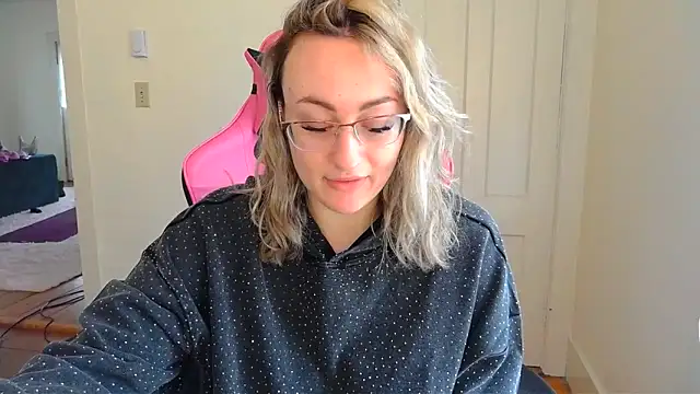 ashleyblaydex online show from 04-02-26, 06:47