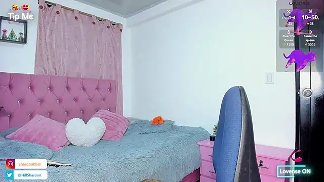 Snapshot of sharon_hill chatting on 10-06-25, 11:38 sharon hill online show from 10-06-25, 11:38