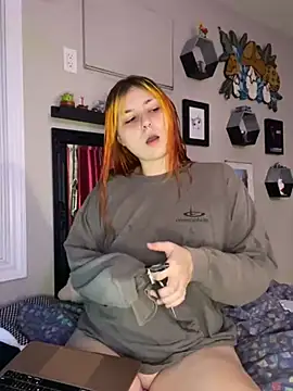 Snapshot of itsbabydashh chatting on 12-12-24, 01:43 itsbabydashh online show from 12-12-24, 01:43