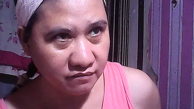 Snapshot of sweetsosie18 chatting on 09-14-25, 10:15 sweetsosie18 online show from 09-14-25, 10:15