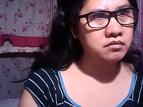 sweetsosie18 online show from 11-22-25, 07:02