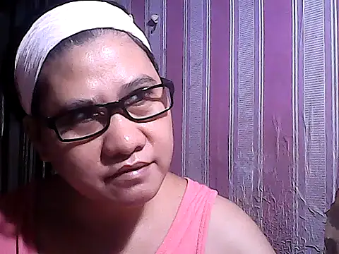 Snapshot of sweetsosie18 chatting on 10-01-25, 04:00 sweetsosie18 online show from 10-01-25, 04:00