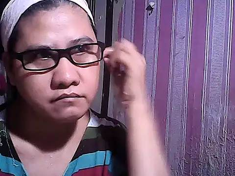 Snapshot of sweetsosie18 chatting on 09-20-25, 10:53 sweetsosie18 online show from 09-20-25, 10:53