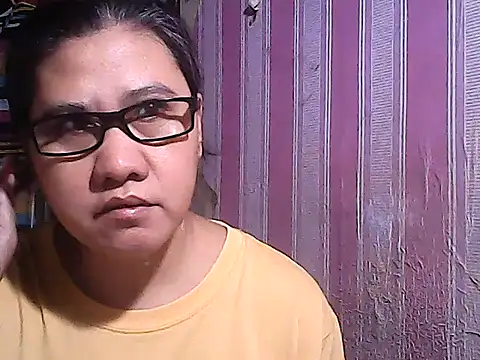 Snapshot of sweetsosie18 chatting on 09-19-25, 07:34 sweetsosie18 online show from 09-19-25, 07:34