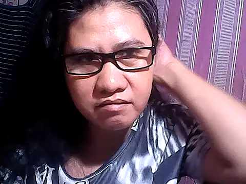 Snapshot of sweetsosie18 chatting on 10-09-25, 12:44 sweetsosie18 online show from 10-09-25, 12:44