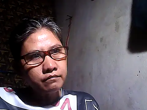 sweetsosie18 online show from 07-17-26, 04:21
