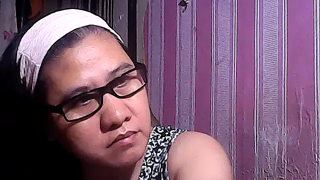 Snapshot of sweetsosie18 chatting on 09-11-25, 07:14 sweetsosie18 online show from 09-11-25, 07:14