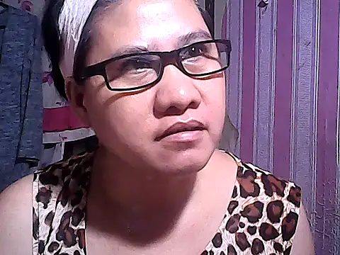 Snapshot of sweetsosie18 chatting on 09-23-25, 09:49 sweetsosie18 online show from 09-23-25, 09:49