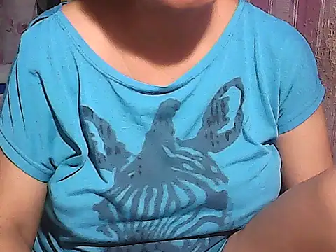 sweetsosie18 online show from 11-20-25, 05:57