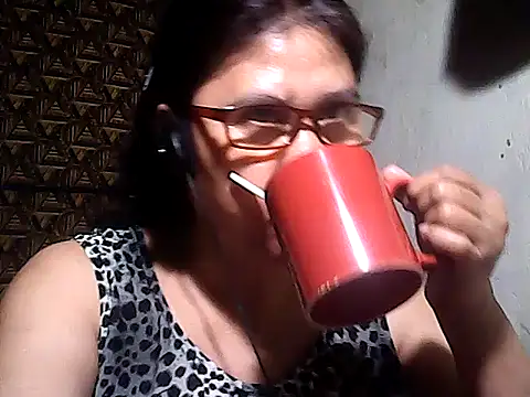 sweetsosie18 online show from 02-04-26, 08:04