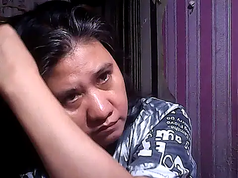 Snapshot of sweetsosie18 chatting on 10-09-25, 04:51 sweetsosie18 online show from 10-09-25, 04:51